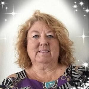 Meet your Posher, Carrie